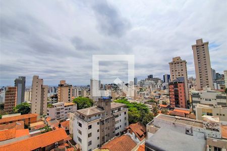 Apartamento à venda com 202m², 3 quartos e 3 vagas Apartamento à venda com 202m², 3 quartos e 3 vagasVista