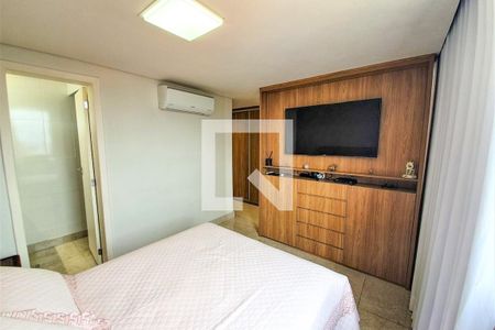 Apartamento à venda com 202m², 3 quartos e 3 vagas Apartamento à venda com 202m², 3 quartos e 3 vagasQuarto