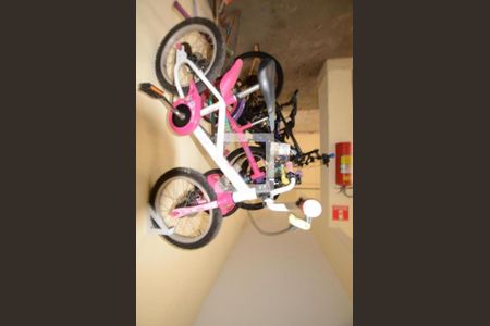 Casa à venda com 160m², 3 quartos e 4 vagasBicicletário