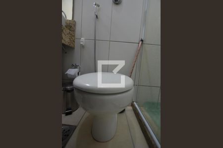 Casa à venda com 160m², 3 quartos e 4 vagasBanheiro Social