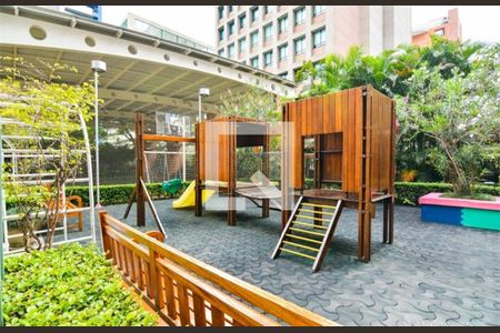 Apartamento para alugar com 124m², 3 quartos e 3 vagas
