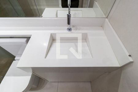 Casa à venda com 174m², 3 quartos e 2 vagas Casa à venda com 174m², 3 quartos e 2 vagasDetalhe Banheiro - Social