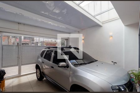 Casa à venda com 174m², 3 quartos e 2 vagas Casa à venda com 174m², 3 quartos e 2 vagasGaragem