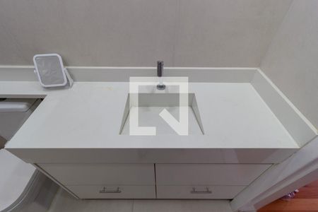 Casa à venda com 174m², 3 quartos e 2 vagas Casa à venda com 174m², 3 quartos e 2 vagasDetalhe Banheiro - Suíte