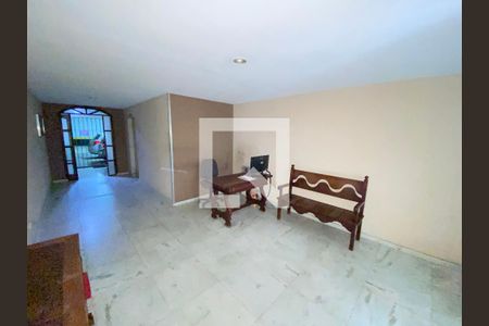 Apartamento à venda com 75m², 2 quartos e 1 vaga Apartamento à venda com 75m², 2 quartos e 1 vagaÁrea comum
