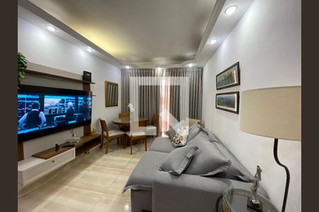 Apartamento à venda com 75m², 2 quartos e 1 vaga Apartamento à venda com 75m², 2 quartos e 1 vagaSala