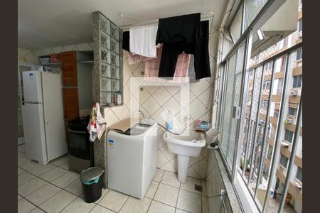 Apartamento à venda com 75m², 2 quartos e 1 vaga Apartamento à venda com 75m², 2 quartos e 1 vagaÁrea de Serviço