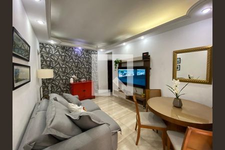 Apartamento à venda com 75m², 2 quartos e 1 vaga Apartamento à venda com 75m², 2 quartos e 1 vagaSala