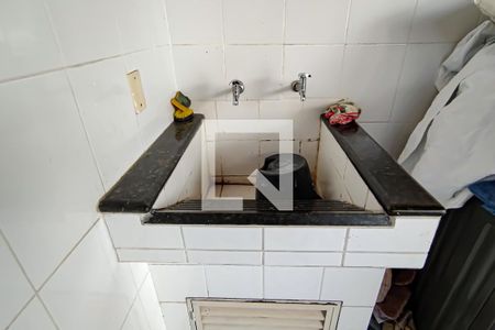 Casa à venda com 450m², 5 quartos e 2 vagas Casa à venda com 450m², 5 quartos e 2 vagasarea de serviço