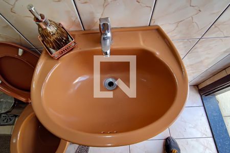 Casa à venda com 450m², 5 quartos e 2 vagas Casa à venda com 450m², 5 quartos e 2 vagasarea de lazer - banheiro