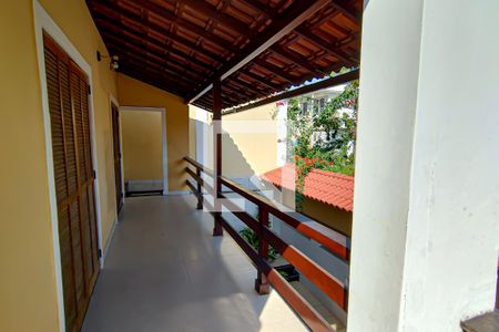 Casa à venda com 450m², 5 quartos e 2 vagas Casa à venda com 450m², 5 quartos e 2 vagasvaranda quartos