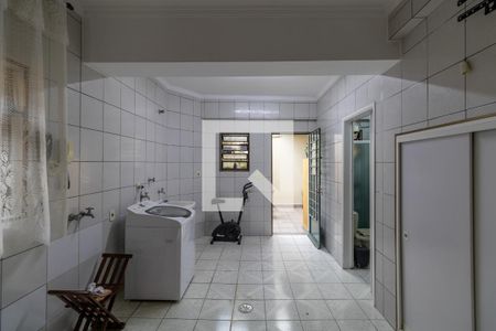 Casa à venda com 216m², 3 quartos e 4 vagas Casa à venda com 216m², 3 quartos e 4 vagasÁrea de Serviço