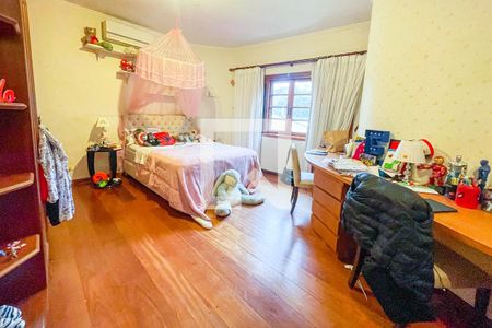 Casa à venda com 372m², 4 quartos e 6 vagas Casa à venda com 372m², 4 quartos e 6 vagasSuíte 2