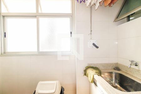 Apartamento à venda com 80m², 3 quartos e 2 vagas Apartamento à venda com 80m², 3 quartos e 2 vagasÁrea de Serviço