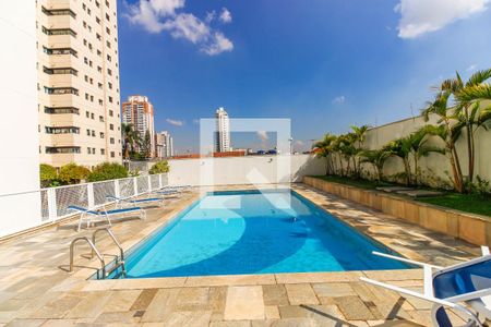 Apartamento à venda com 80m², 3 quartos e 2 vagas Apartamento à venda com 80m², 3 quartos e 2 vagasÁrea comum - Piscina