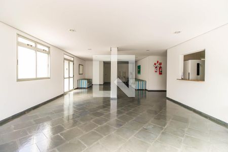 Apartamento à venda com 80m², 3 quartos e 2 vagas Apartamento à venda com 80m², 3 quartos e 2 vagasÁrea comum - Salão de festas