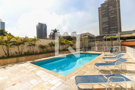 Apartamento à venda com 80m², 3 quartos e 2 vagas Apartamento à venda com 80m², 3 quartos e 2 vagasÁrea comum - Piscina