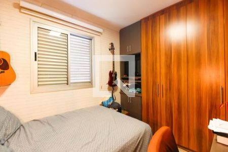 Apartamento à venda com 80m², 3 quartos e 2 vagas Apartamento à venda com 80m², 3 quartos e 2 vagasQuarto 1