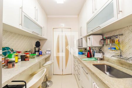 Apartamento à venda com 80m², 3 quartos e 2 vagas Apartamento à venda com 80m², 3 quartos e 2 vagasCozinha