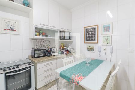 Apartamento à venda com 117m², 3 quartos e 3 vagas Apartamento à venda com 117m², 3 quartos e 3 vagasCozinha