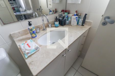 Apartamento à venda com 117m², 3 quartos e 3 vagas Apartamento à venda com 117m², 3 quartos e 3 vagasBanheiro 2
