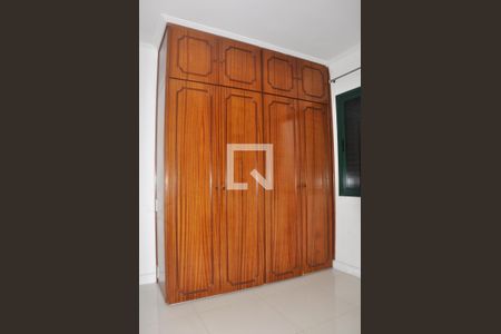 Apartamento à venda com 87m², 2 quartos e 2 vagas Apartamento à venda com 87m², 2 quartos e 2 vagasQuarto 02