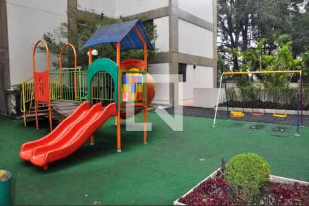 Apartamento à venda com 87m², 2 quartos e 2 vagas Apartamento à venda com 87m², 2 quartos e 2 vagasÁrea comum - Playground