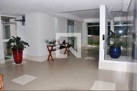 Apartamento à venda com 87m², 2 quartos e 2 vagas Apartamento à venda com 87m², 2 quartos e 2 vagasHall de entrada