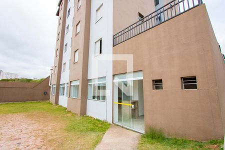 Apartamento à venda com 53m², 2 quartos e 1 vaga Apartamento à venda com 53m², 2 quartos e 1 vagaÁrea comum - Salão de festas