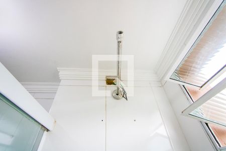 Apartamento à venda com 53m², 2 quartos e 1 vaga Apartamento à venda com 53m², 2 quartos e 1 vagaBanheiro