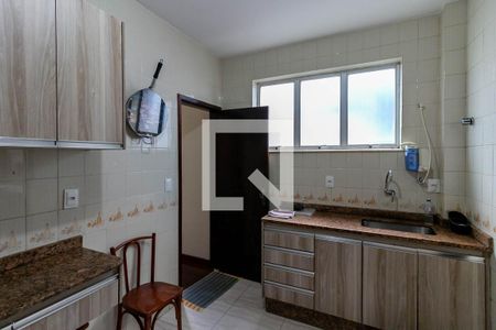 Apartamento à venda com 200m², 4 quartos e 2 vagasCozinha