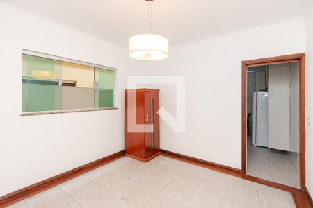 Casa à venda com 200m², 3 quartos e 2 vagasCopa