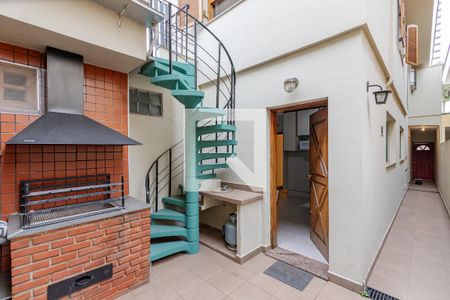 Casa à venda com 200m², 3 quartos e 2 vagasQuintal