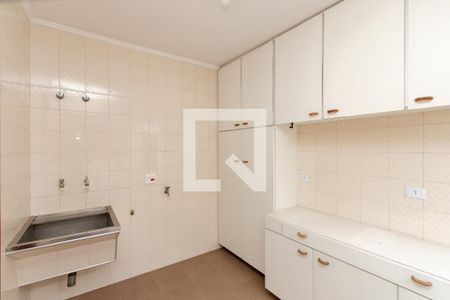 Casa à venda com 200m², 3 quartos e 2 vagasLavanderia