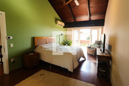 Casa à venda com 328m², 3 quartos e 2 vagasQuarto Suíte