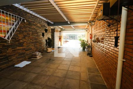 Casa à venda com 328m², 3 quartos e 2 vagasGaragem