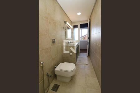 Casa à venda com 328m², 3 quartos e 2 vagasBanheiro 2