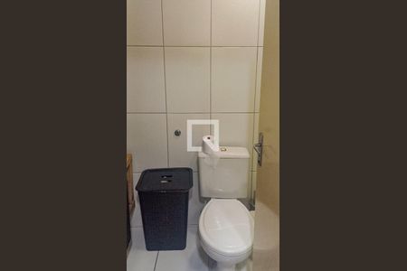 Casa de condomínio à venda com 68m², 3 quartos e 1 vaga Casa de condomínio à venda com 68m², 3 quartos e 1 vagaBanheiro