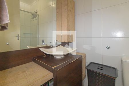 Casa de condomínio à venda com 68m², 3 quartos e 1 vaga Casa de condomínio à venda com 68m², 3 quartos e 1 vagaBanheiro