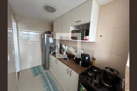 Apartamento à venda com 45m², 1 quarto e 1 vagaCozina