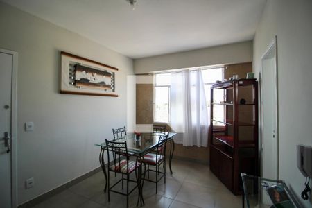 Apartamento à venda com 65m², 2 quartos e sem vaga Apartamento à venda com 65m², 2 quartos e sem vagaCopa