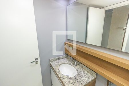 Apartamento para alugar com 67m², 2 quartos e 1 vaga Apartamento para alugar com 67m², 2 quartos e 1 vagaBanheiro da Suíte