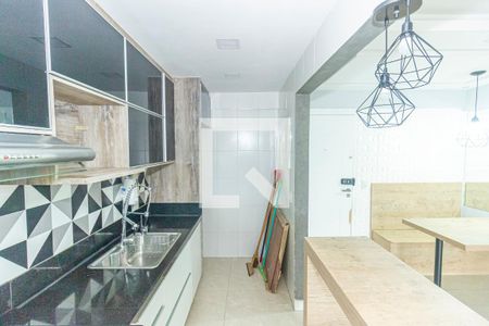 Apartamento para alugar com 67m², 2 quartos e 1 vaga Apartamento para alugar com 67m², 2 quartos e 1 vagaCozinha e Área de Serviço