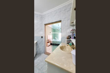 Casa à venda com 350m², 4 quartos e 5 vagas Casa à venda com 350m², 4 quartos e 5 vagasBanheiro da Suíte
