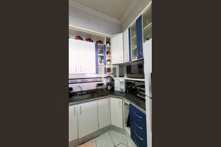 Casa à venda com 350m², 4 quartos e 5 vagas Casa à venda com 350m², 4 quartos e 5 vagasCozinha