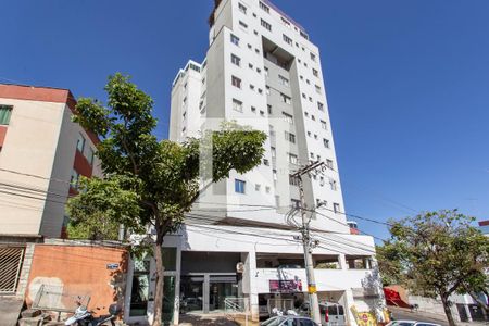 Apartamento à venda com 60m², 2 quartos e 1 vaga Apartamento à venda com 60m², 2 quartos e 1 vagaFachada