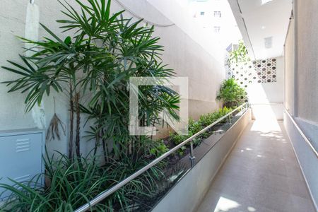 Apartamento à venda com 60m², 2 quartos e 1 vaga Apartamento à venda com 60m², 2 quartos e 1 vagaEntrada