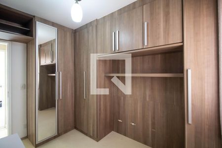 Apartamento à venda com 57m², 2 quartos e 1 vagaQuarto 2