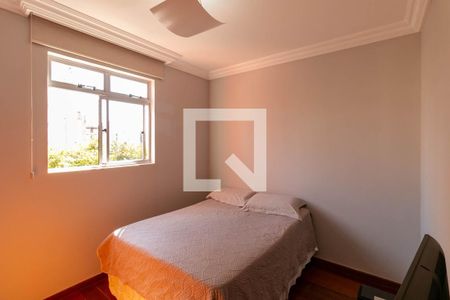 Apartamento à venda com 150m², 3 quartos e 2 vagasQuarto