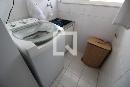 Apartamento à venda com 80m², 2 quartos e 2 vagasÁrea de Serviço